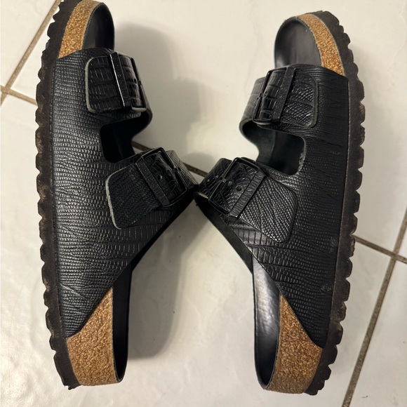 Birkenstock Limited Edition Arizona Hex Reptile Embossed Leather Sandals - Picture 4 of 15